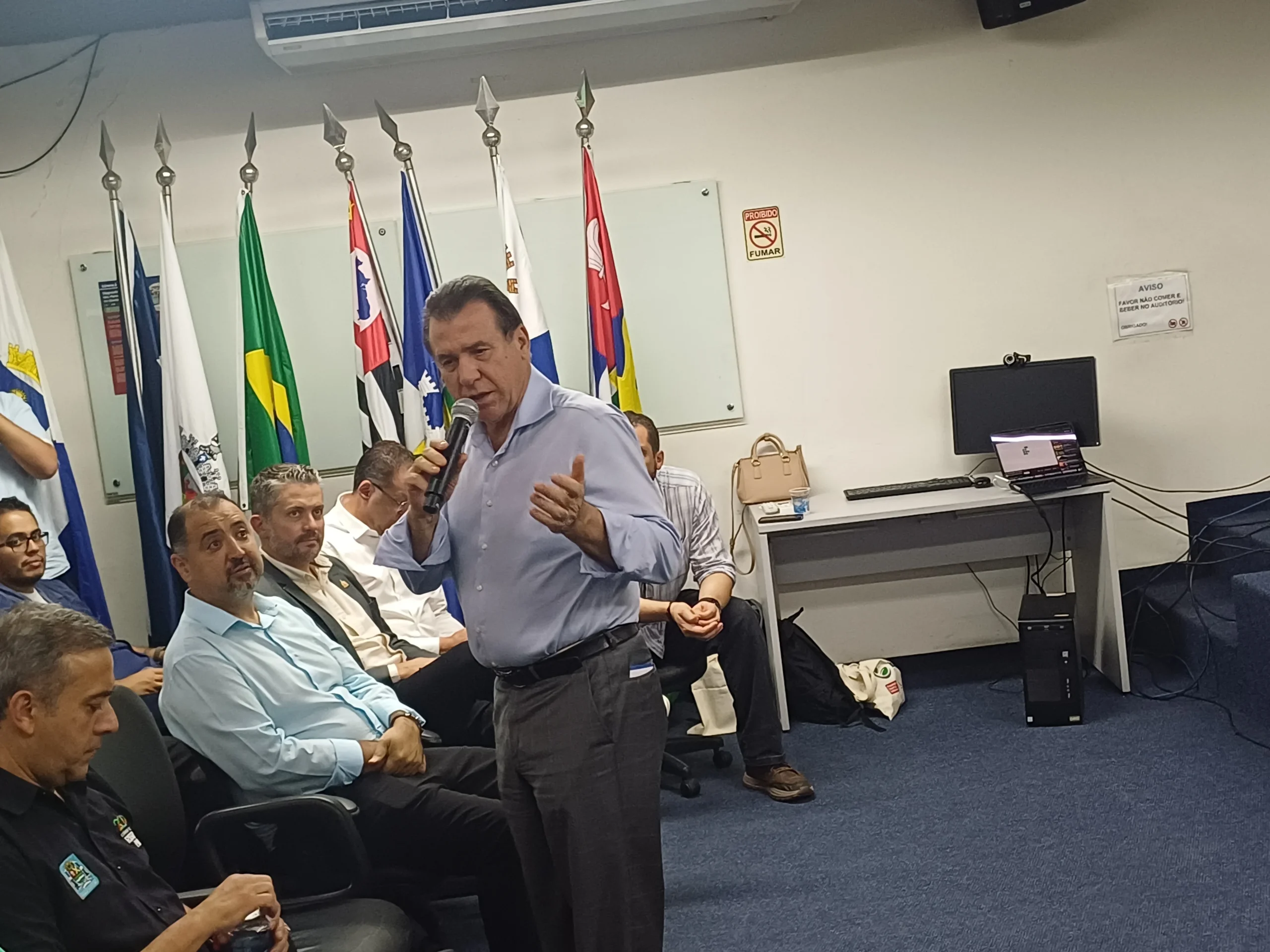 Escala 6×1: “Responsabilidade agora é do Congresso”, diz Luiz Marinho