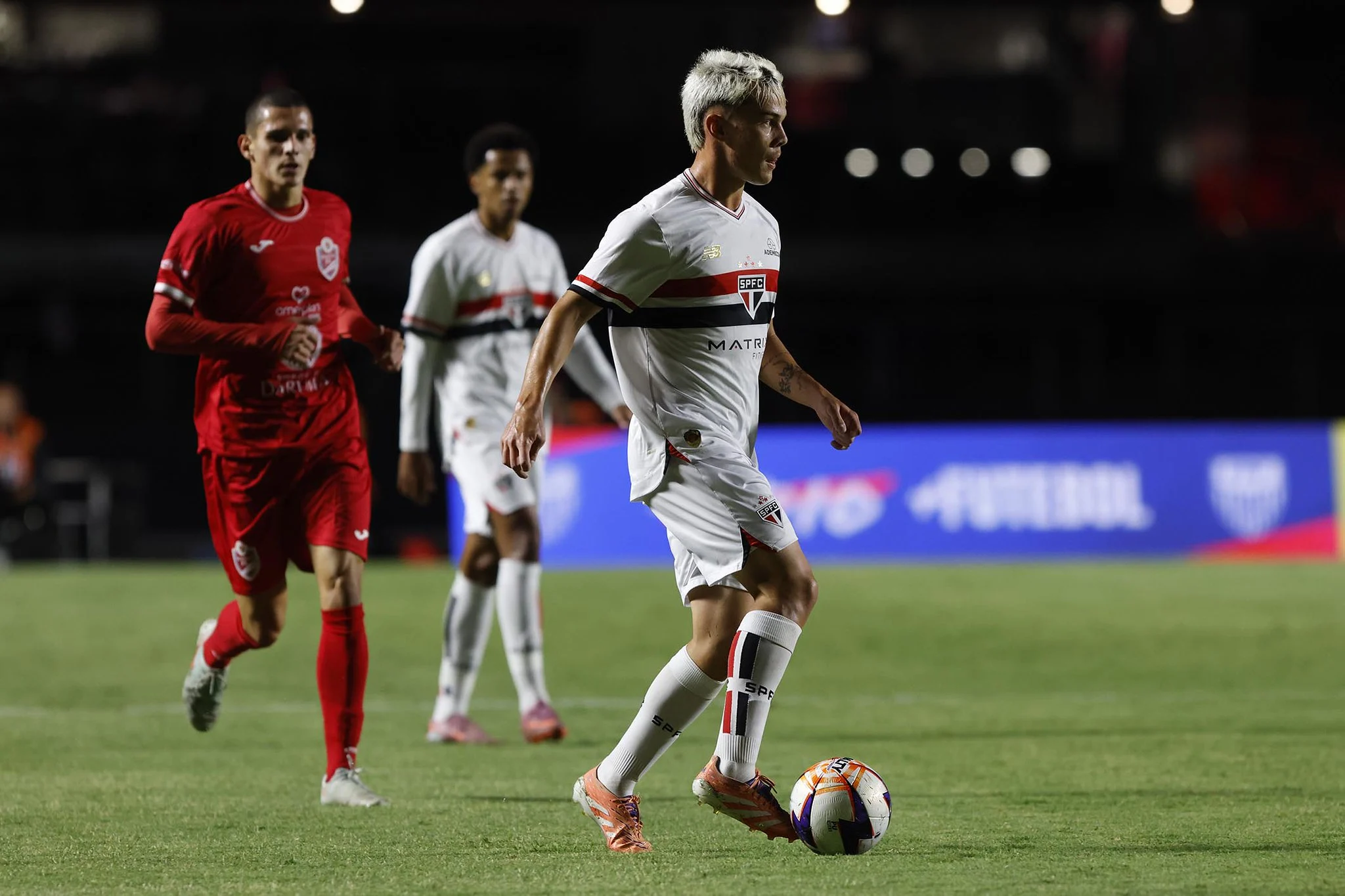 São Paulo relaciona Igor Felisberto em meio a crescimento interno
