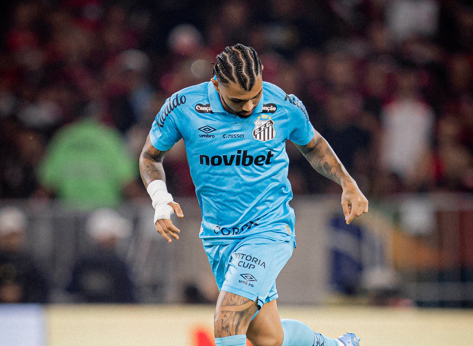 Santos não terá Gabigol na Sul-Americana após novo tratamento PRP