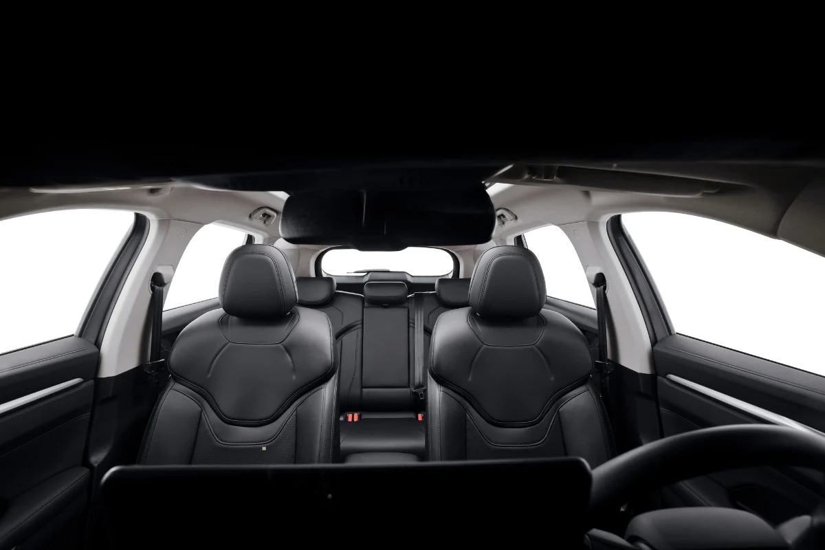 GWM Haval H6 PHEV35 ganha interior preto no Brasil