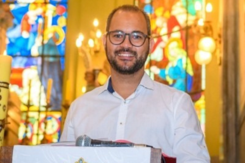 Douglas Paixão é coordenador de Pastoral do Colégio Marista Arquidiocesano
