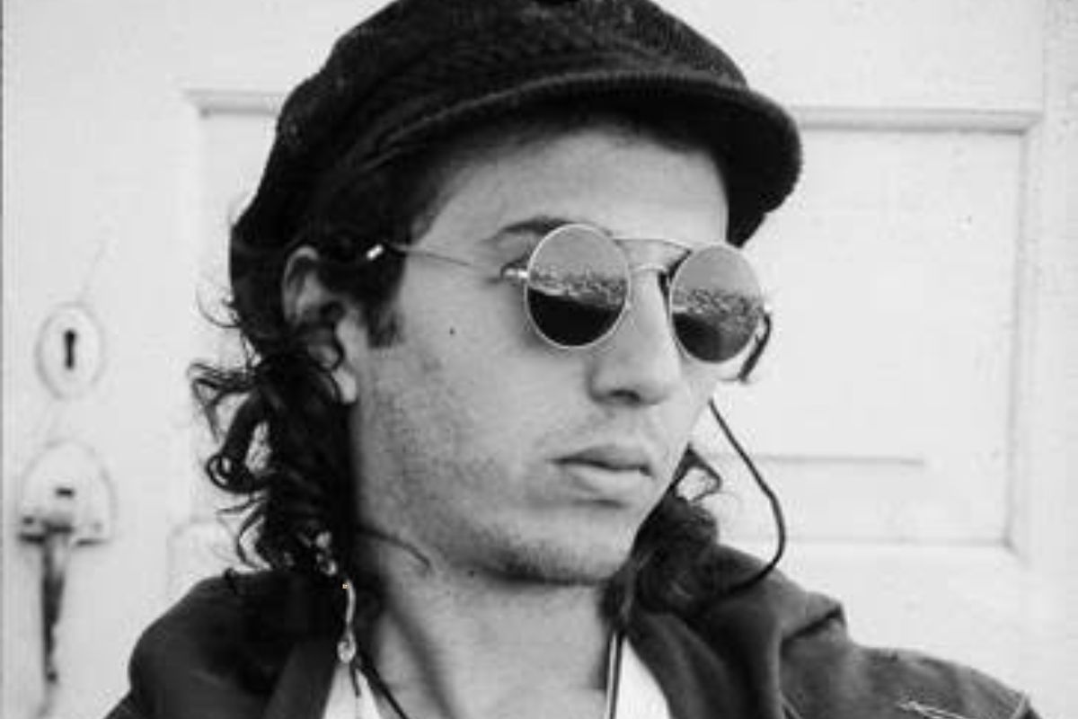 Zeca Baleiro lança projeto de 60 anos com coletânea musical