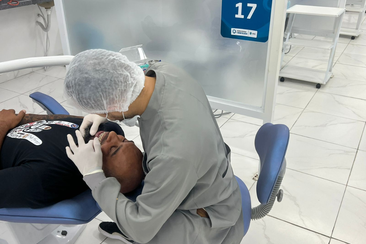 UNG oferece 400 vagas de tratamento odontológico gratuito