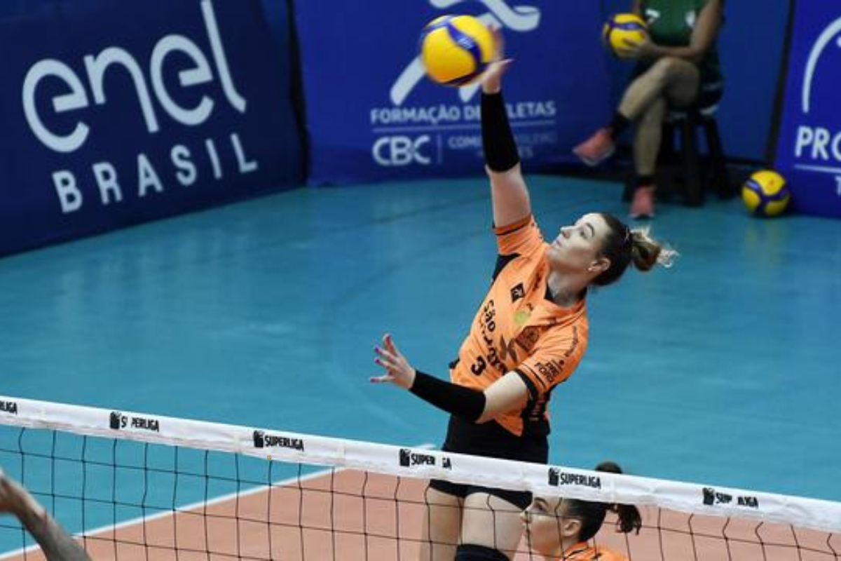 Osasco vence Fluminense e avança à semifinal da SuperLiga