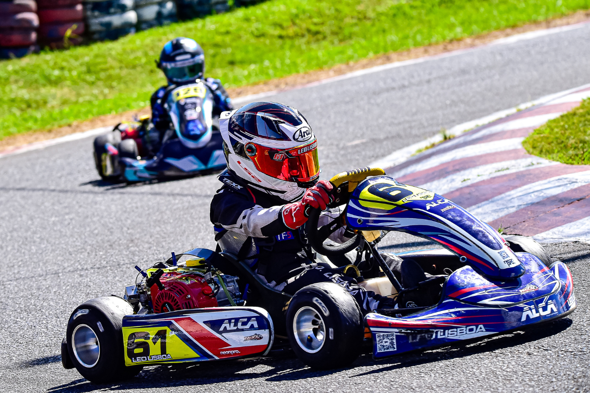 Leo Lisboa estreia no kartismo e mantém tradição familiar