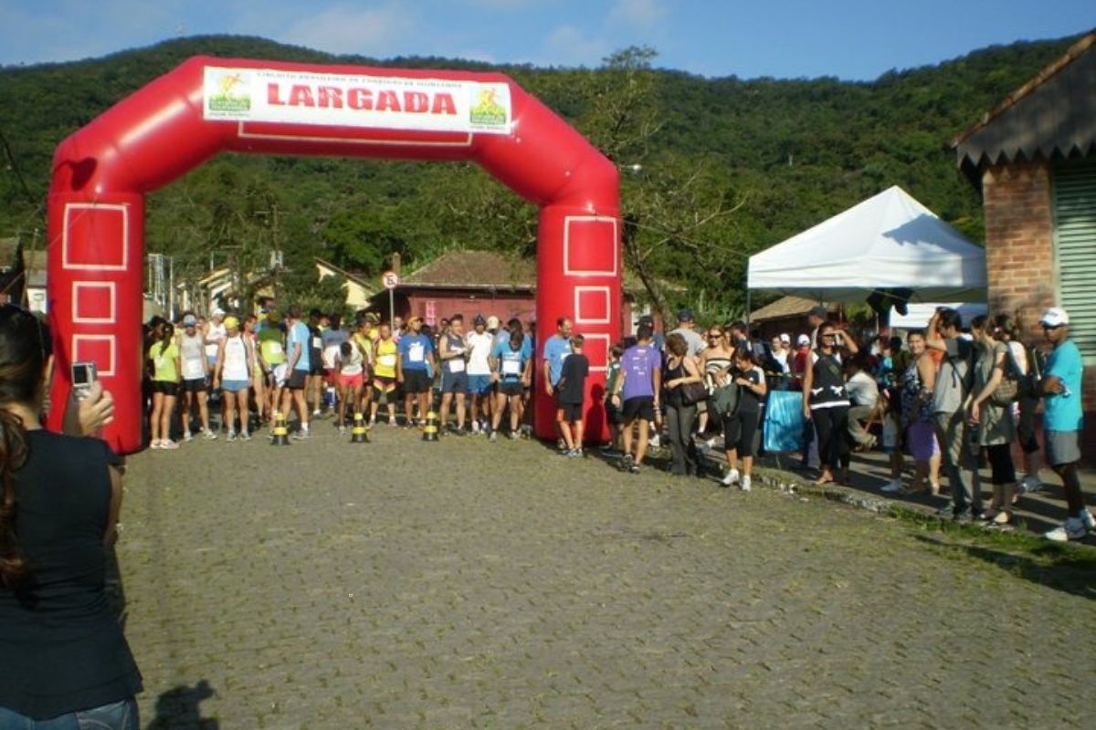Corrida de Montanha em Paranapiacaba celebra 473 anos de Santo André