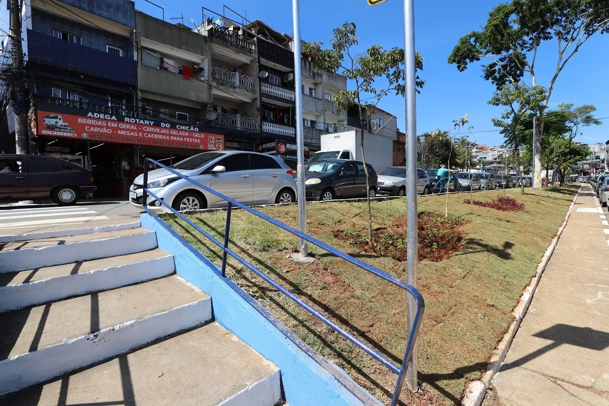 Diadema entrega revitalização da Avenida Rotary no bairro Serraria