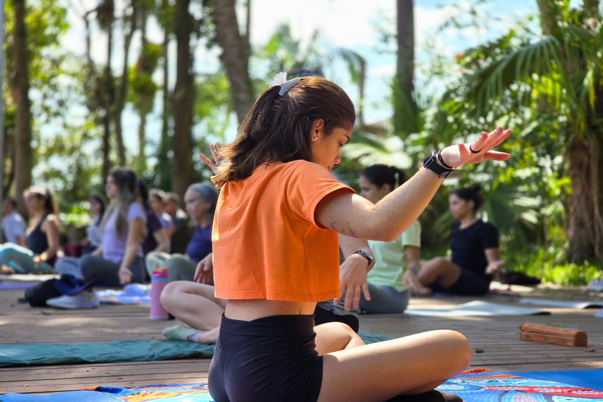 Ribeirão Pires realiza práticas ancestrais de benzimento em parque