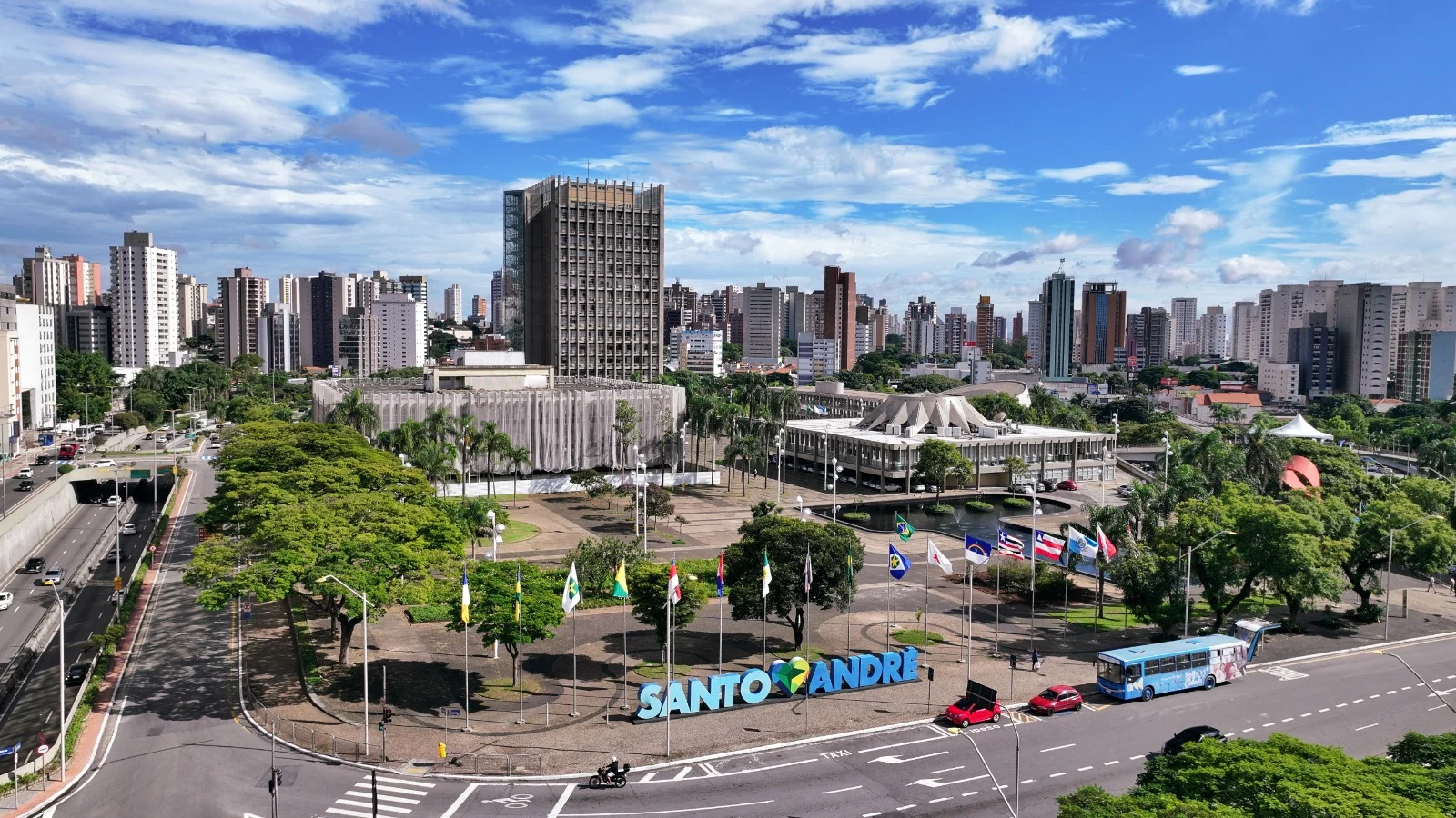 Santo André altera serviços no feriado de Tiradentes