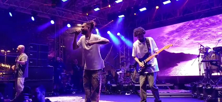 Feria da fraternidade maneva