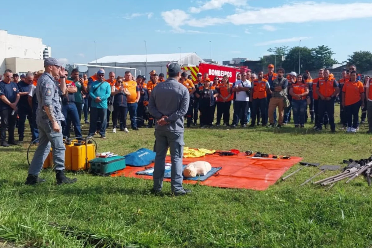 Defesa Civil de São Bernardo intensifica combate a incêndios
