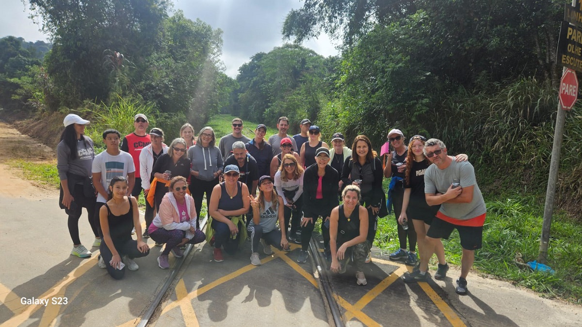 Clube de Campo de Mogi realiza caminhada de 18 km rumo a Sabaúna
