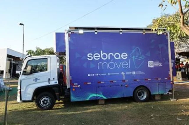 Sebrae Móvel oferece atendimento gratuito para mulheres em Santos