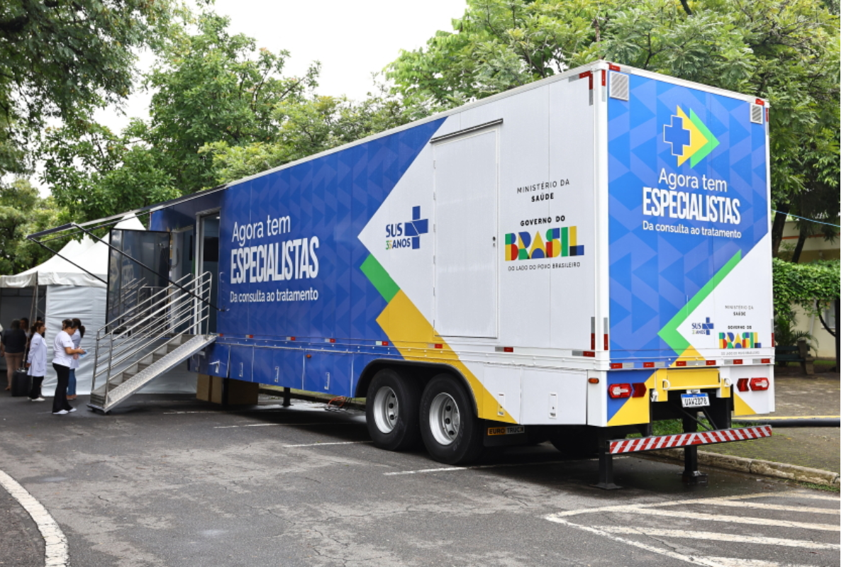 Carreta de tomografia entra na última semana em São José