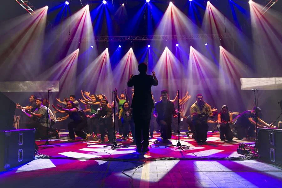 Teatro Baccarelli recebe Coral Jovem Heliópolis neste domingo