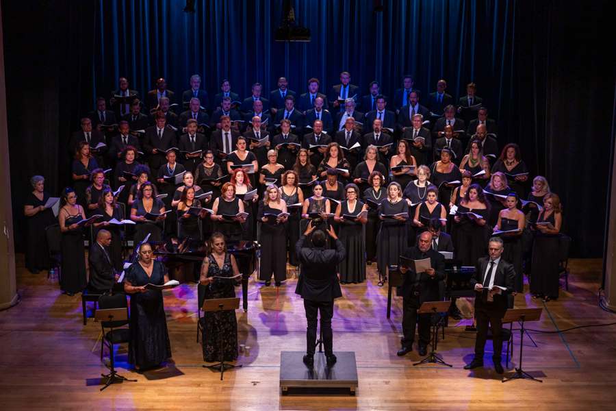 Teatro Baccarelli recebe Coro Lírico em concerto inédito