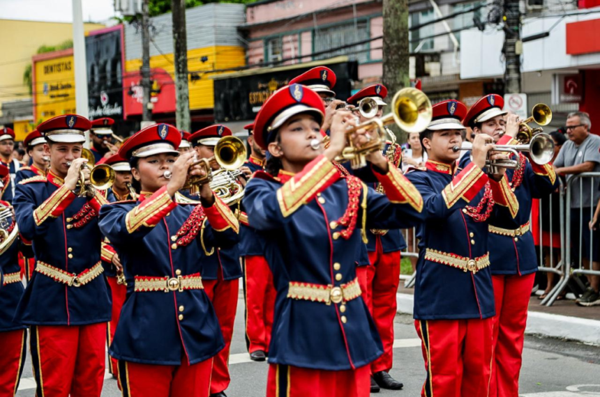 Desfile cívico-militar no aniversário de Cubatão - Secom Cubatão/Thiego Barbosa