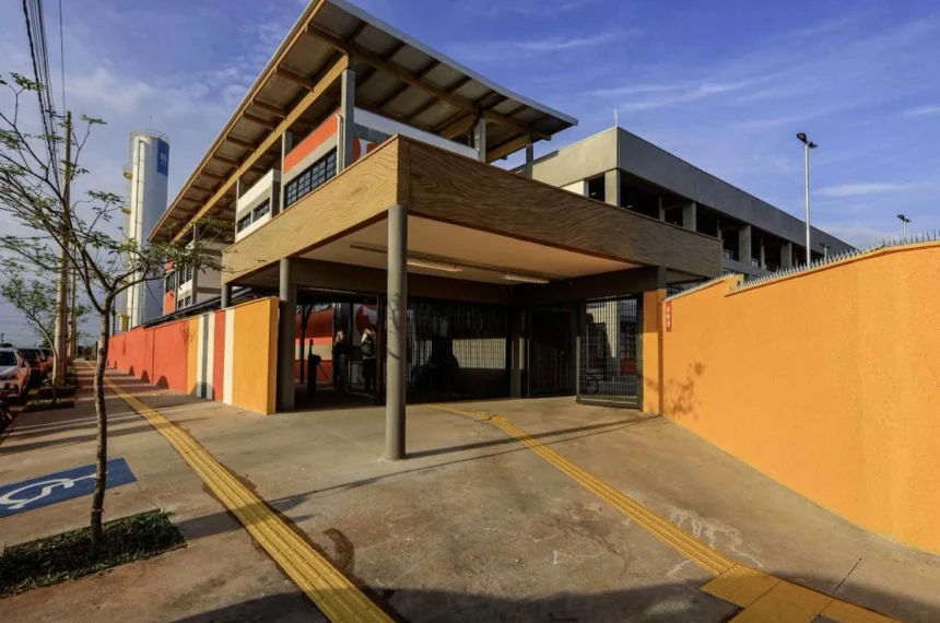 Parceria Público Privada - Escola - Aguaí