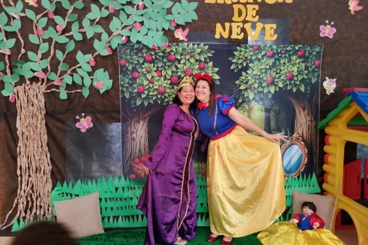 Escola de Ribeirão Pires promove contação de histórias e teatro