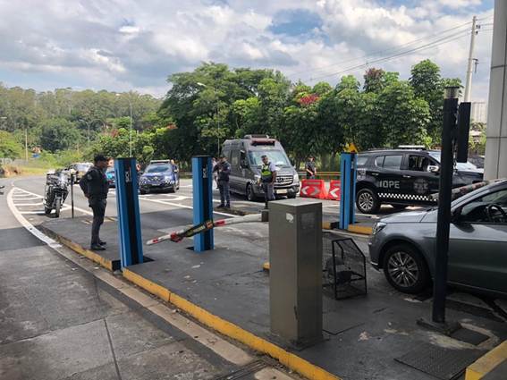 GCM Diadema prende assaltante em flagrante em pedágio da Imigrantes