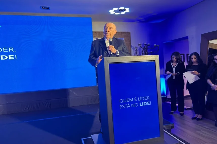 Henrique Meirelles analisa o contraponto no sentido de o Banco Central manter taxa elevada pra controlar inflação e a Fazxenda expandindo gastos do executivo (Thiago Quirino/ABCdoABC)