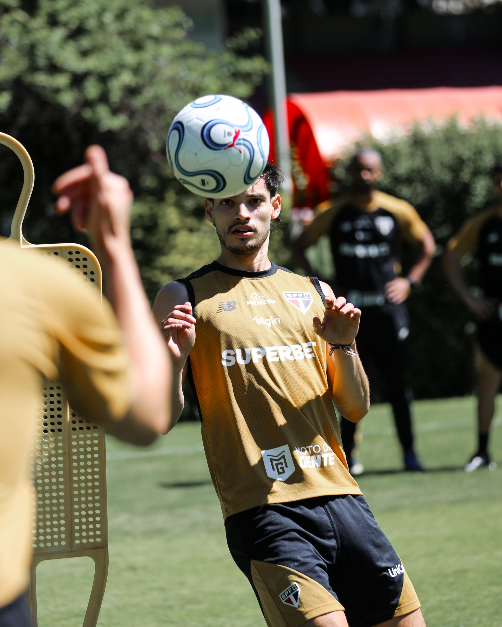 São Paulo se reapresenta e pode ter 3 retornos