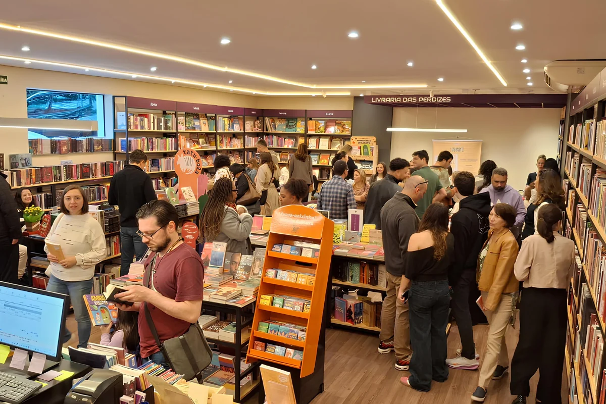 Livraria das Perdizes celebra Dia do Livro com happy hour