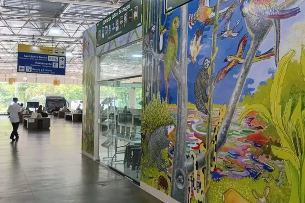 Taubaté ganha primeira livraria em terminal rodoviário