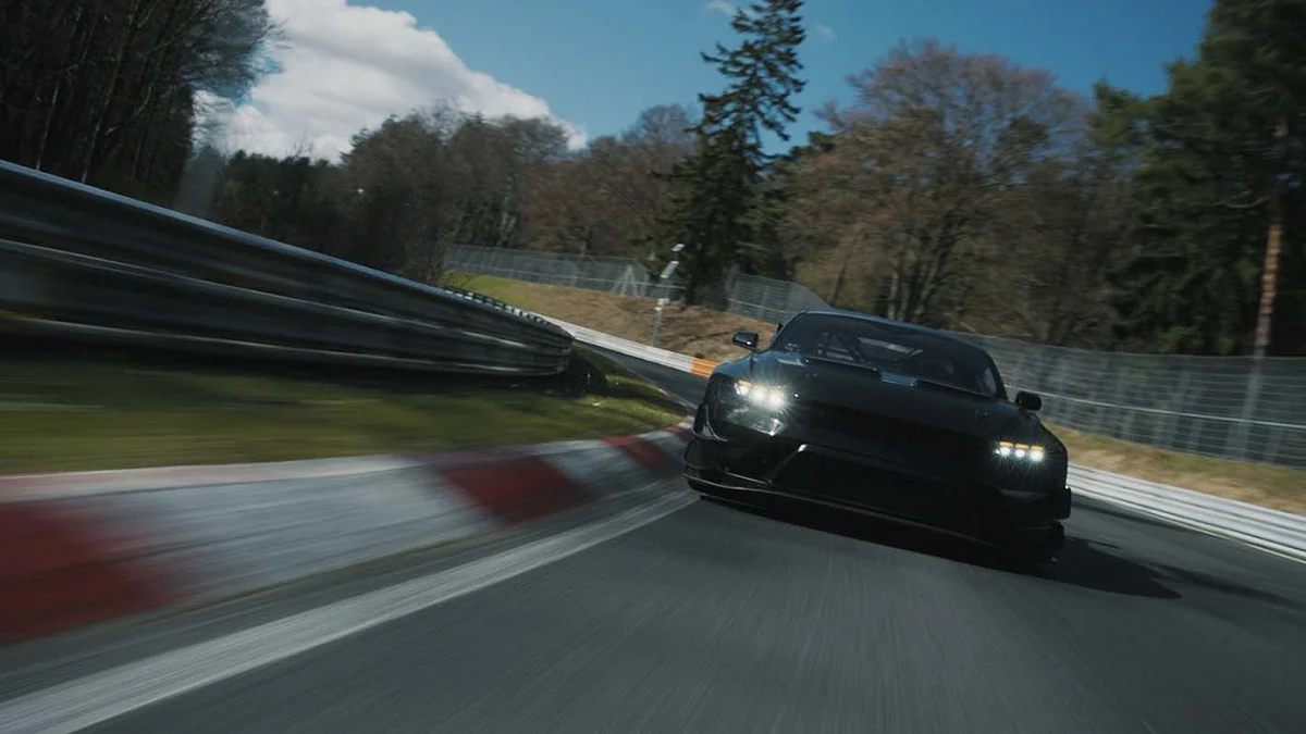 Mustang GTD quebra recorde e faz volta histórica em Nürburgring