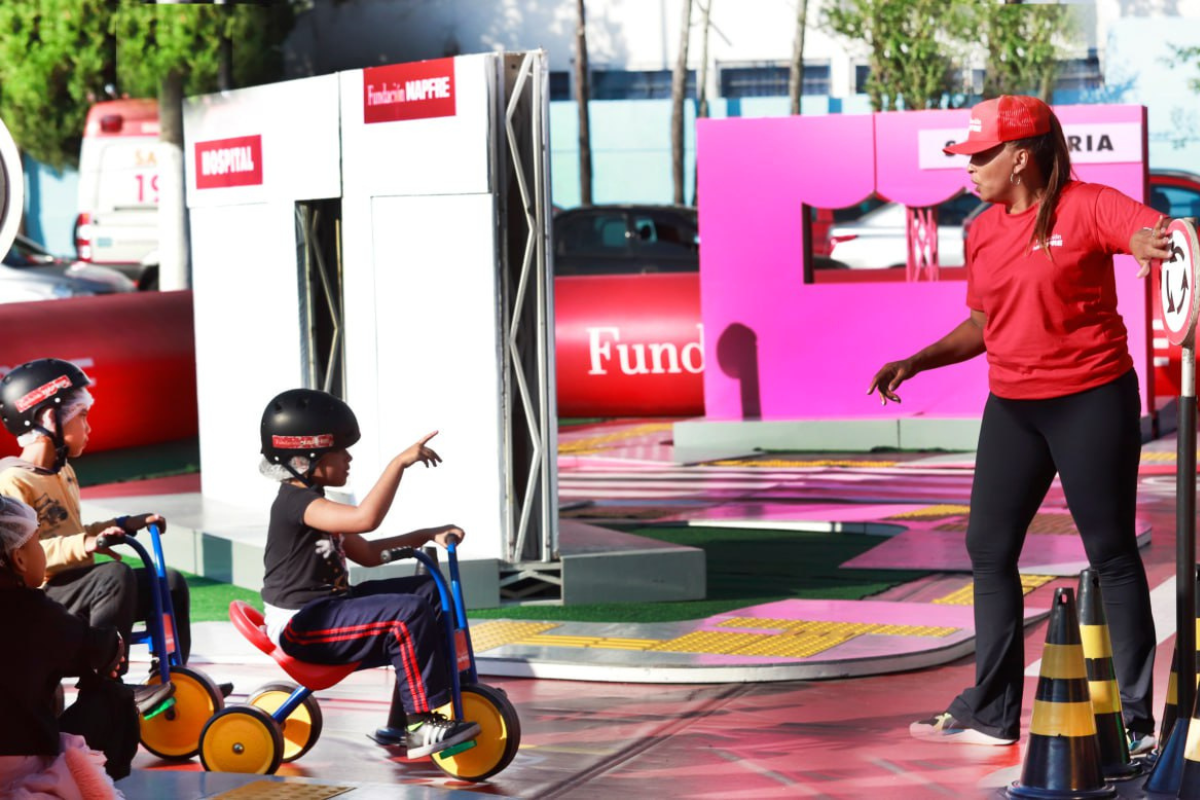 Dois mil alunos de Diadema participam de ação sobre trânsito seguro