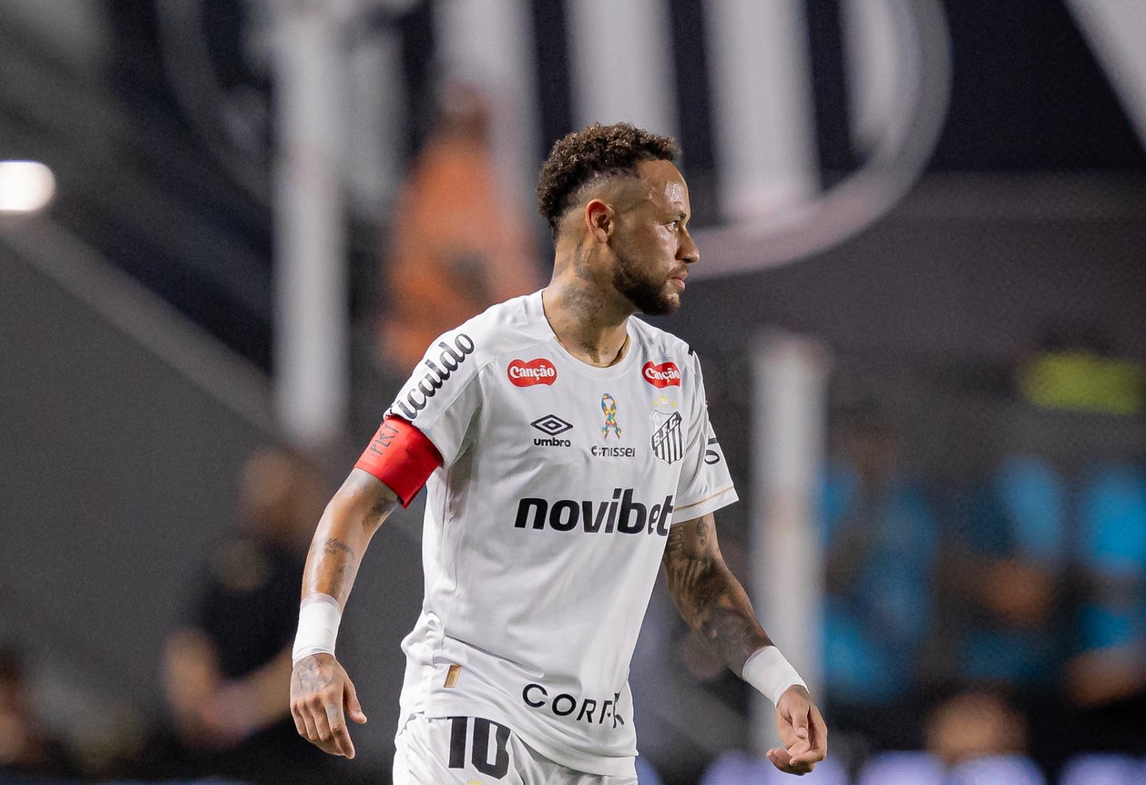 Neymar participou de gols em 5 dos 6 jogos do Santos em que atuou no ano