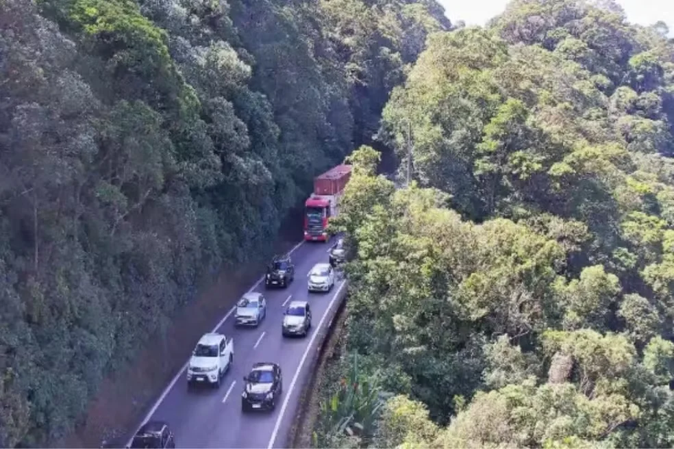 Sistema Anchieta-Imigrantes apresenta lentidão na volta do feriado
