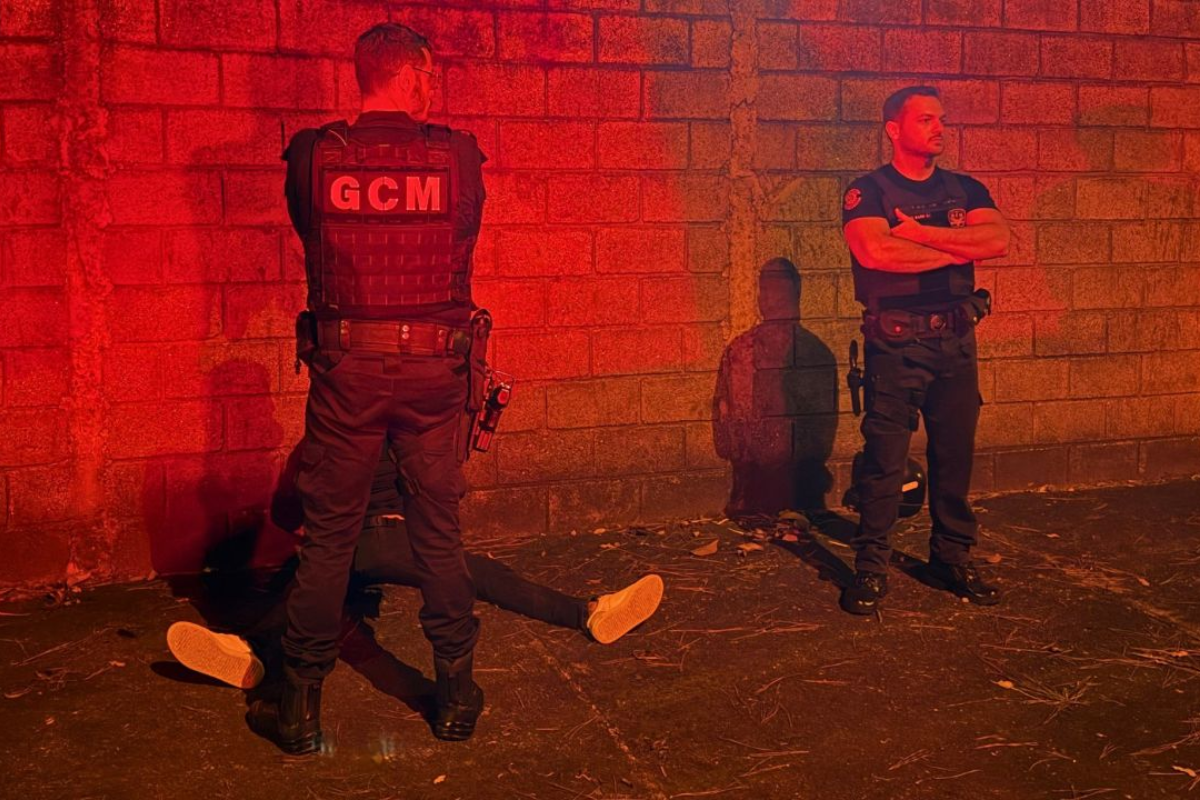 GCM prende homem por golpe do cartão em show de rock