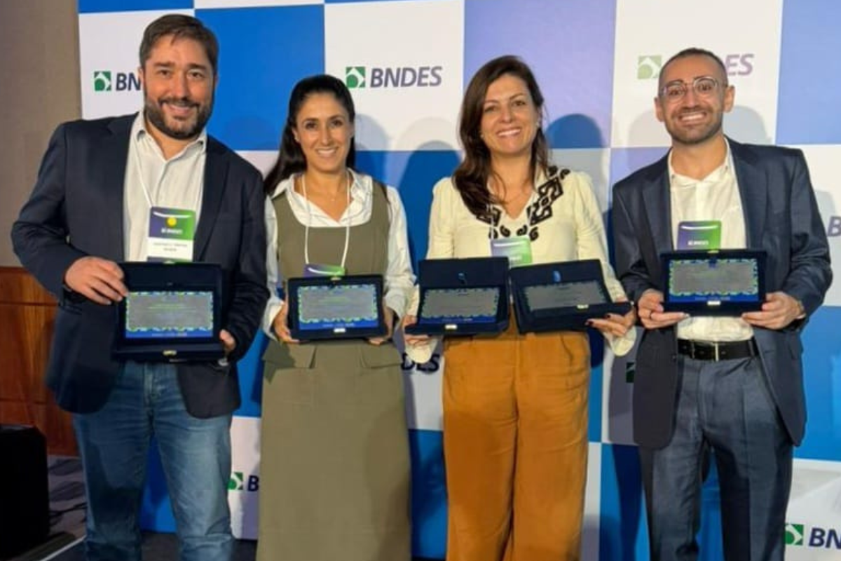 Sicredi se destaca em 5 categorias em premiação do BNDES