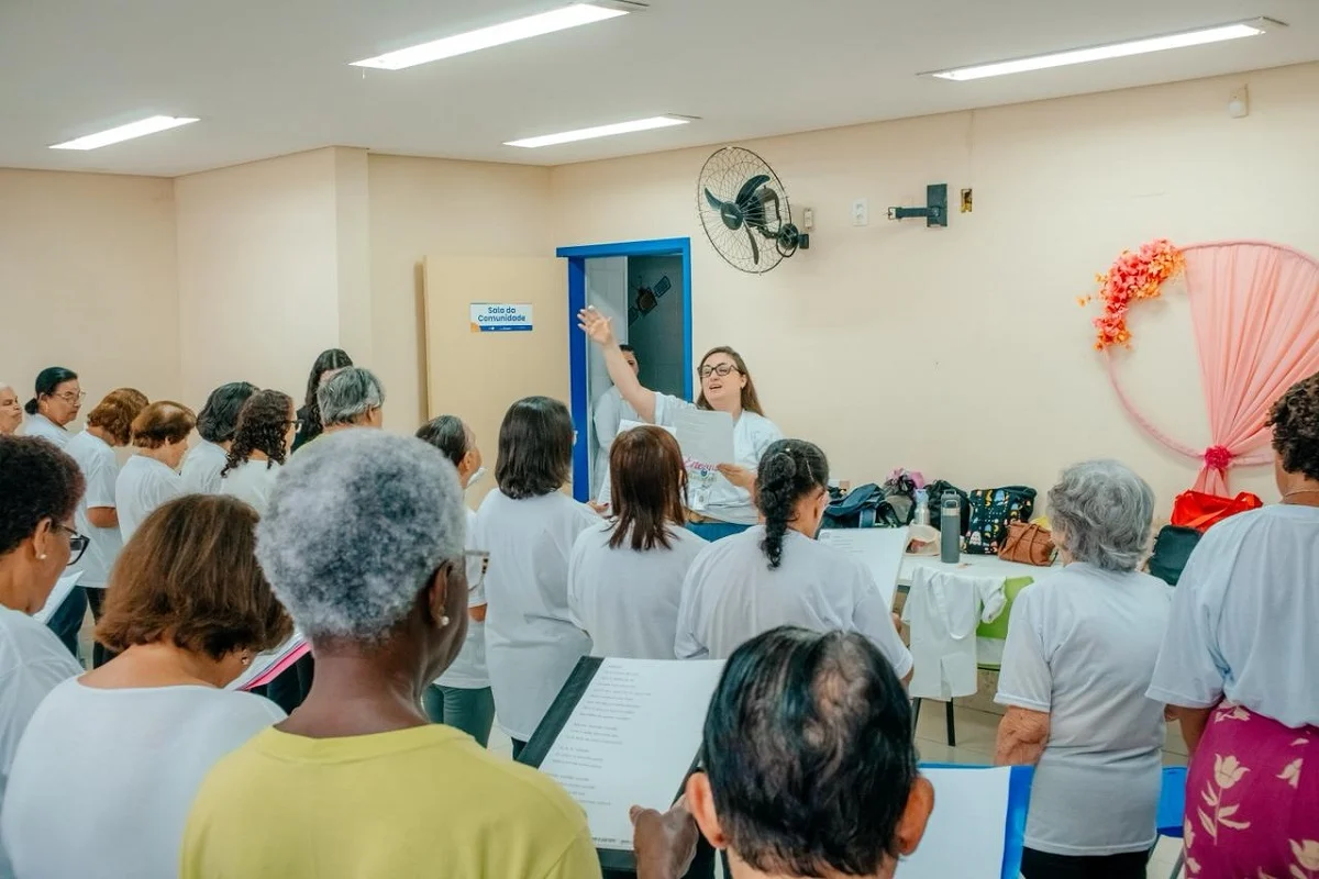 Coral da UBS Alves Dias promove socialização de idosos em São Bernardo
