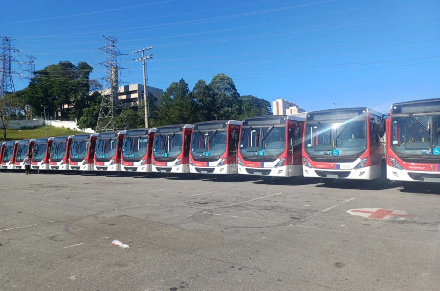 Novos ônibus Mauá
