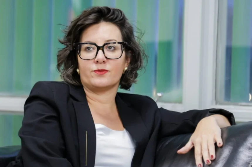 Ministra Janine Mello (1)