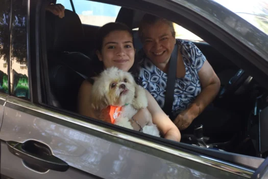 Moeda Pet promove troca de recicláveis por ração no Parque Central
