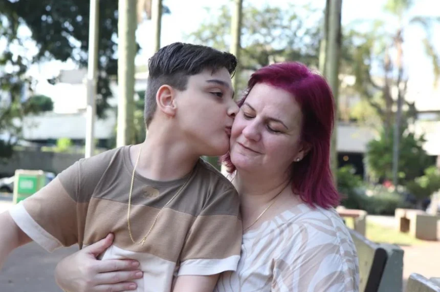 Histórias de luta e amor de mães em Santos inspiram no Dia das Mães