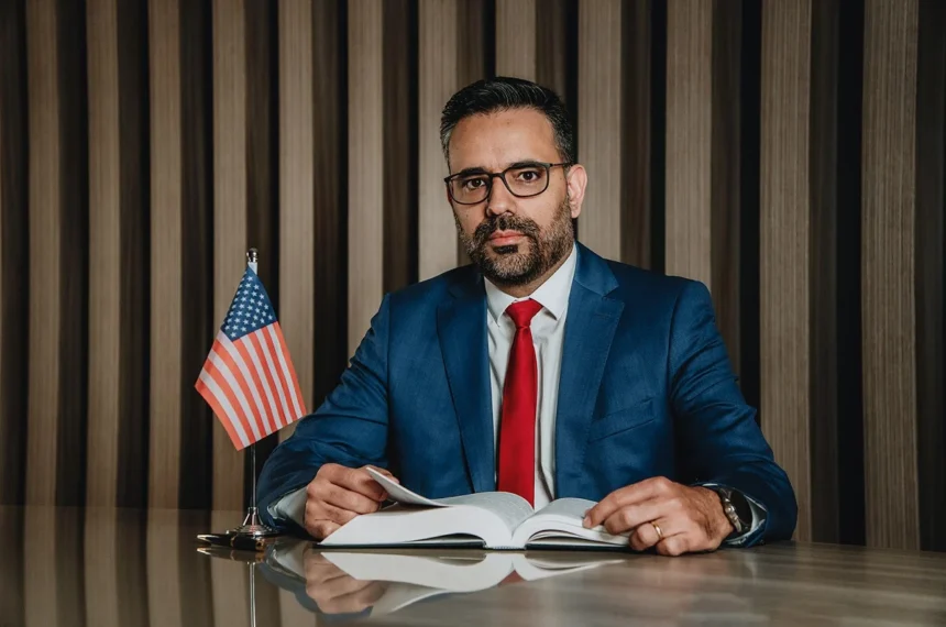 Dr. Vinicius Bicalho, mestre pela Universidade do Sul da Califórnia - (Divulgação)