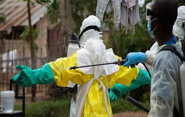 Três novos casos de ebola são confirmados em Uganda e alerta OMS. Ebola