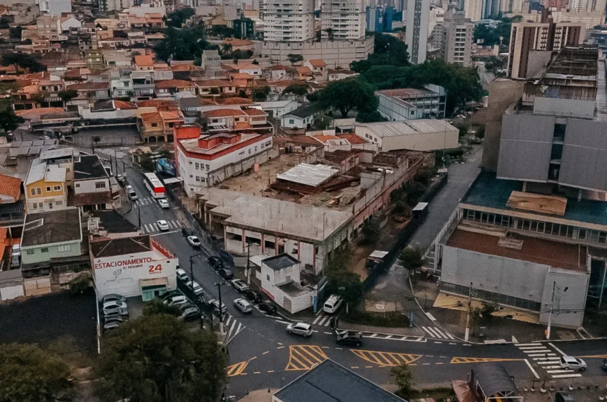  obras do AME