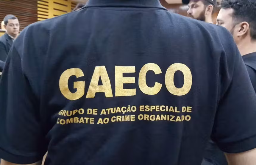 Operação Carbono Oculto expõe esquema do PCC com fintechs. extorsão