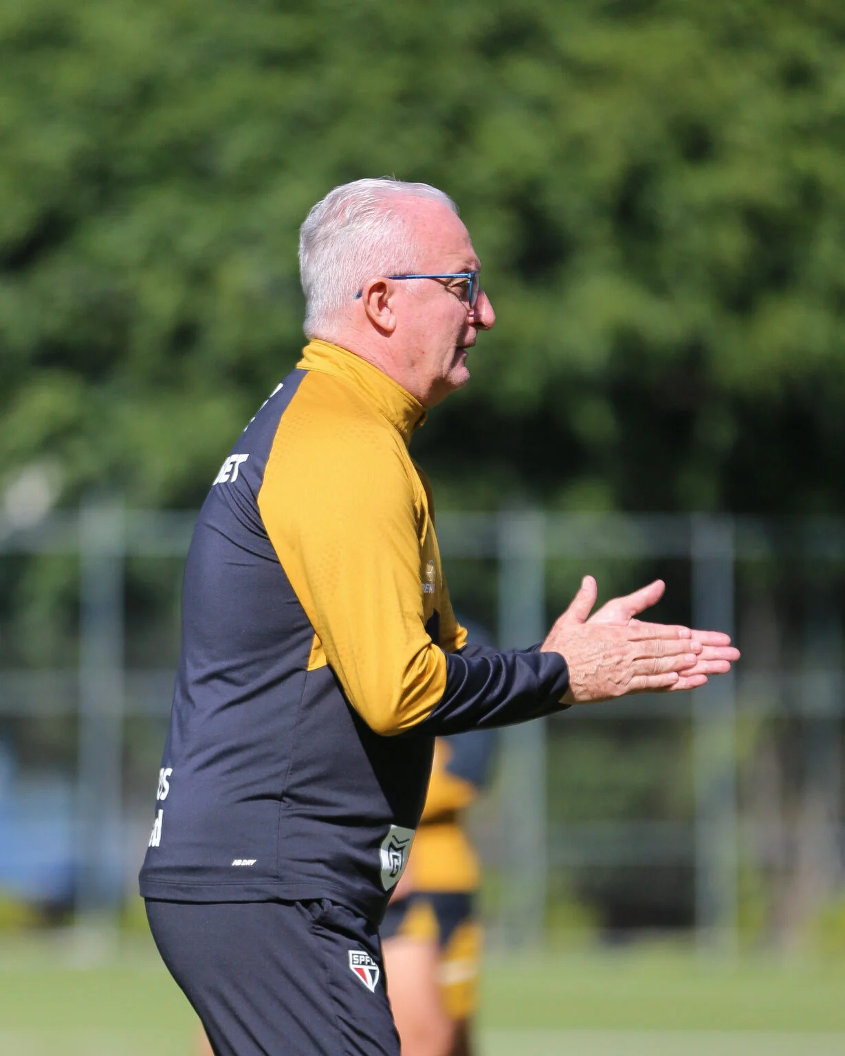 São Paulo tem primeira investida por zagueiro recusada