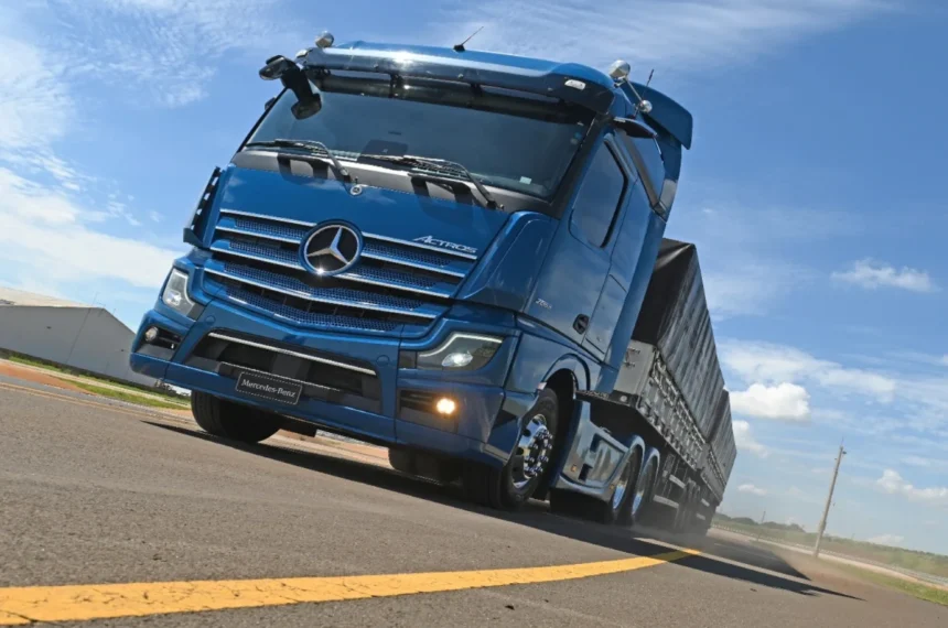 Mercedes-Benz ganha novamente o "Top of Mind" - Transporte
