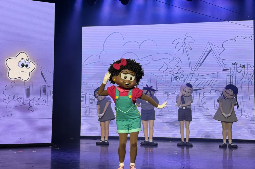  Mônica