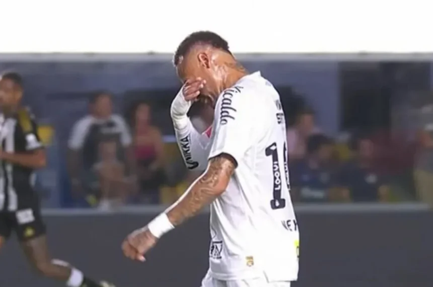 Neymar ficou de fora de 20 jogos em 2025, 18 delas por causa de lesão - (Reprodução)