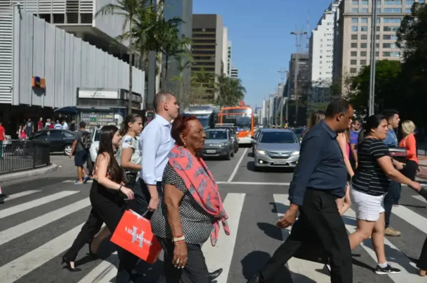 Pedestres - São Paulo - Cidade Inteligente - Trânsito
