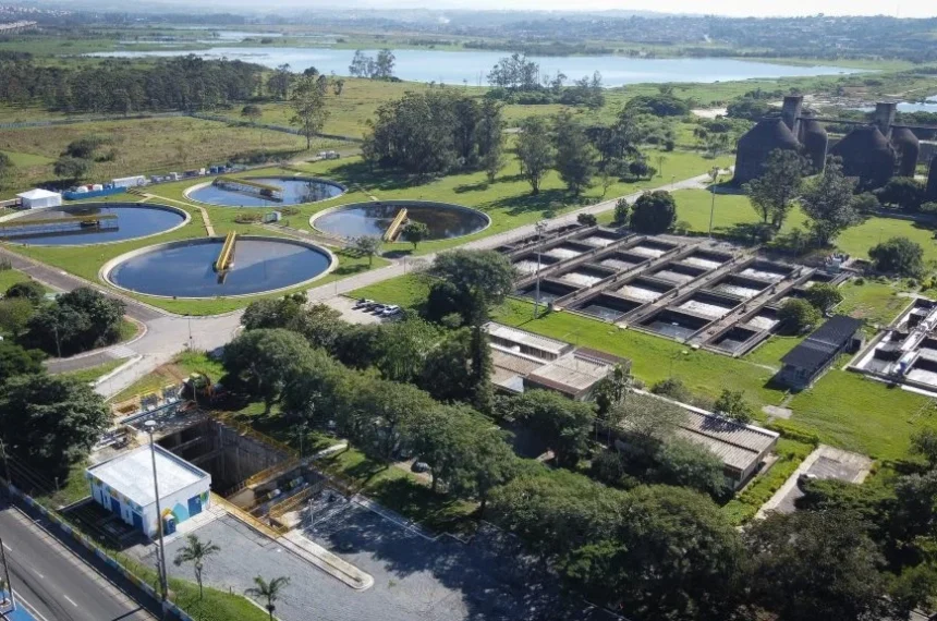 Saneamento no Alto Tietê. Sabesp