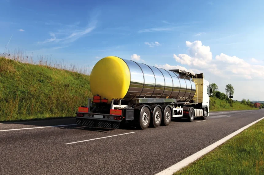 Maio Amarelo - Transporte de produtos perigosos - Cargas